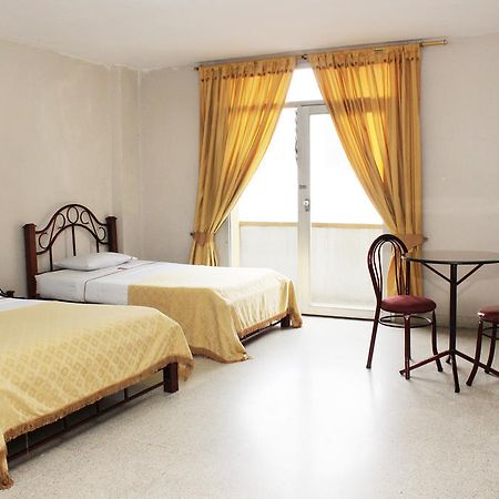 Hotel Normandia Medellín Esterno foto