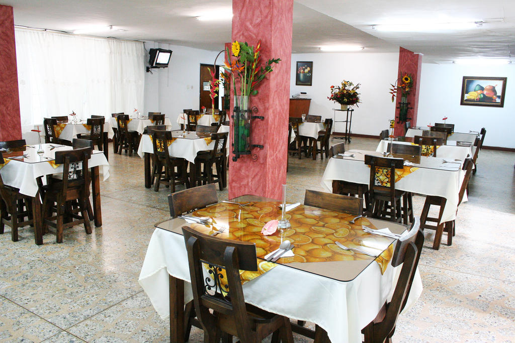 Hotel Normandia Medellín Esterno foto